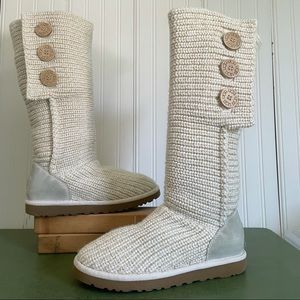 UGG Classic Cardy Boots in Cream w Gold